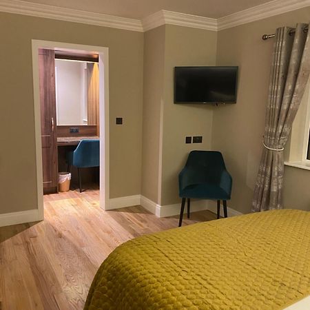 Tower View Hotel Dingle Exterior foto
