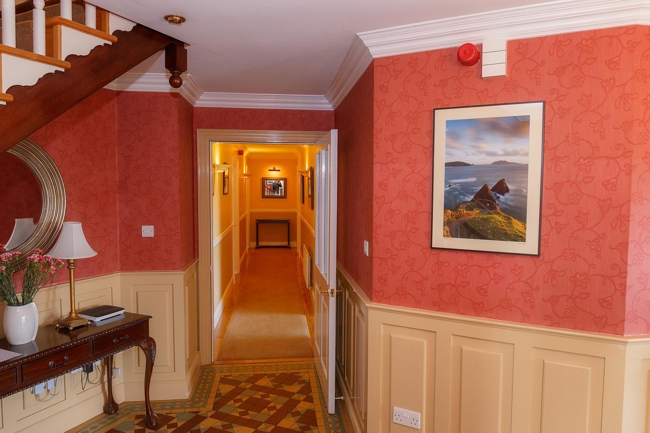 Tower View Hotel Dingle Exterior foto